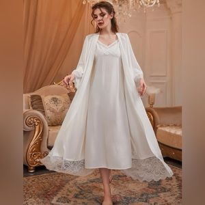 SHEIN white robe and nightgown set